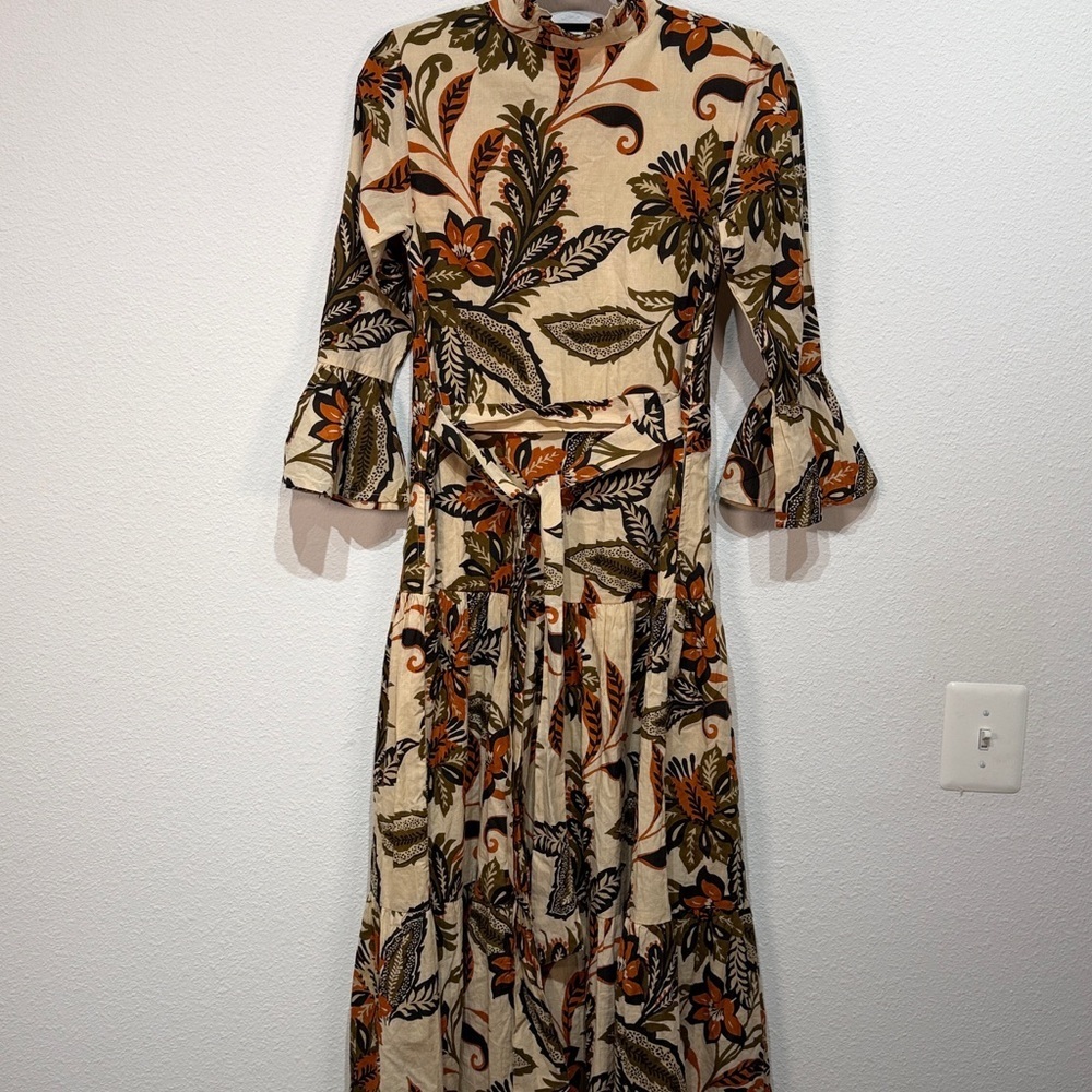 Jude Connolly Roxie Floral Button-Front Midi Dress in size XS with gold buttons - Picture 7 of 11
